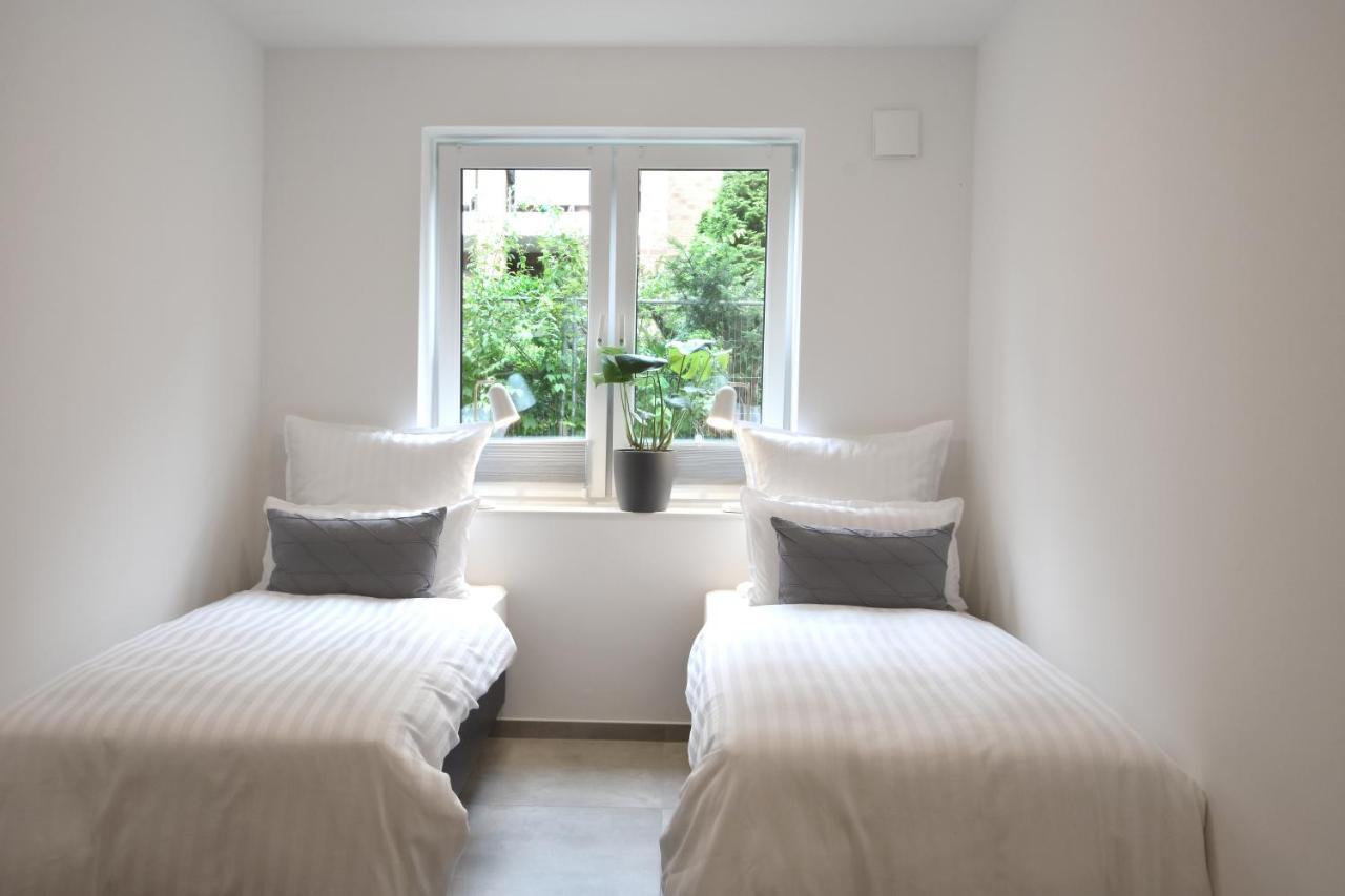 Familienfreundliche Neubauwohnung Mit Terrasse Hamburgo Exterior foto